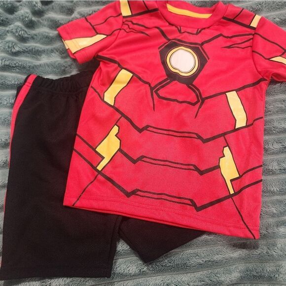 Kids Iron Man Superhero Costume Set - Red and Black - Picture 1 of 5